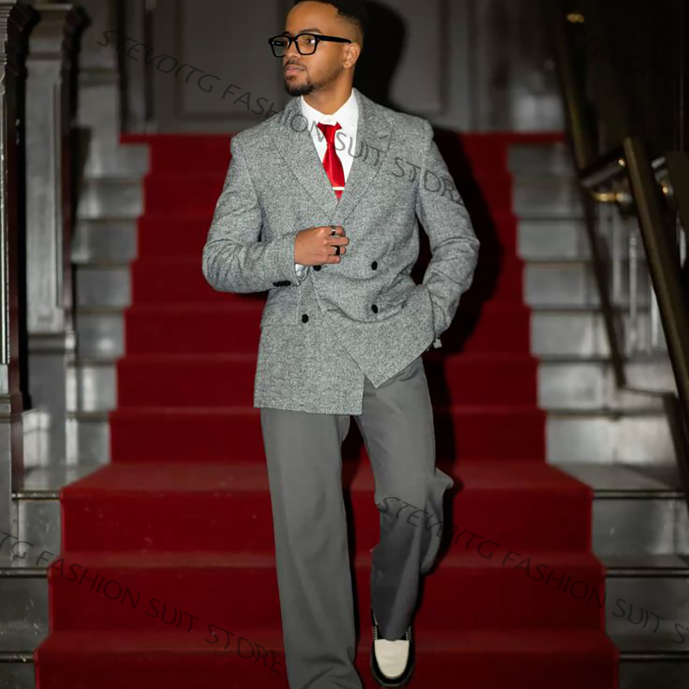 Men'S Formal Evening Wear - ชุดสูทผู้ชายสีเทาแบบลำลอง ผ้าเนื้อสัมผัสพิเศษ กระดุมสองแถว ปกแหลม แจ็คเก็ต+กางเกง ชุด